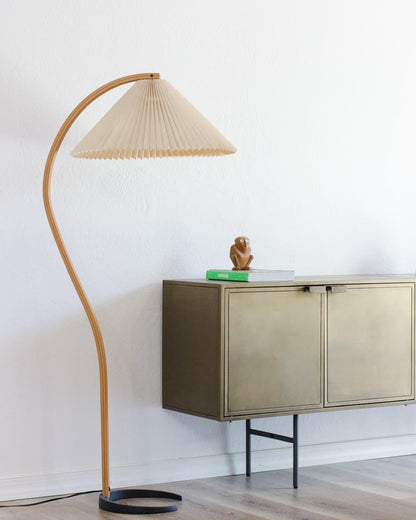Vloerlamp Scandinavisch met Geplisseerde Kap en Boogvorm