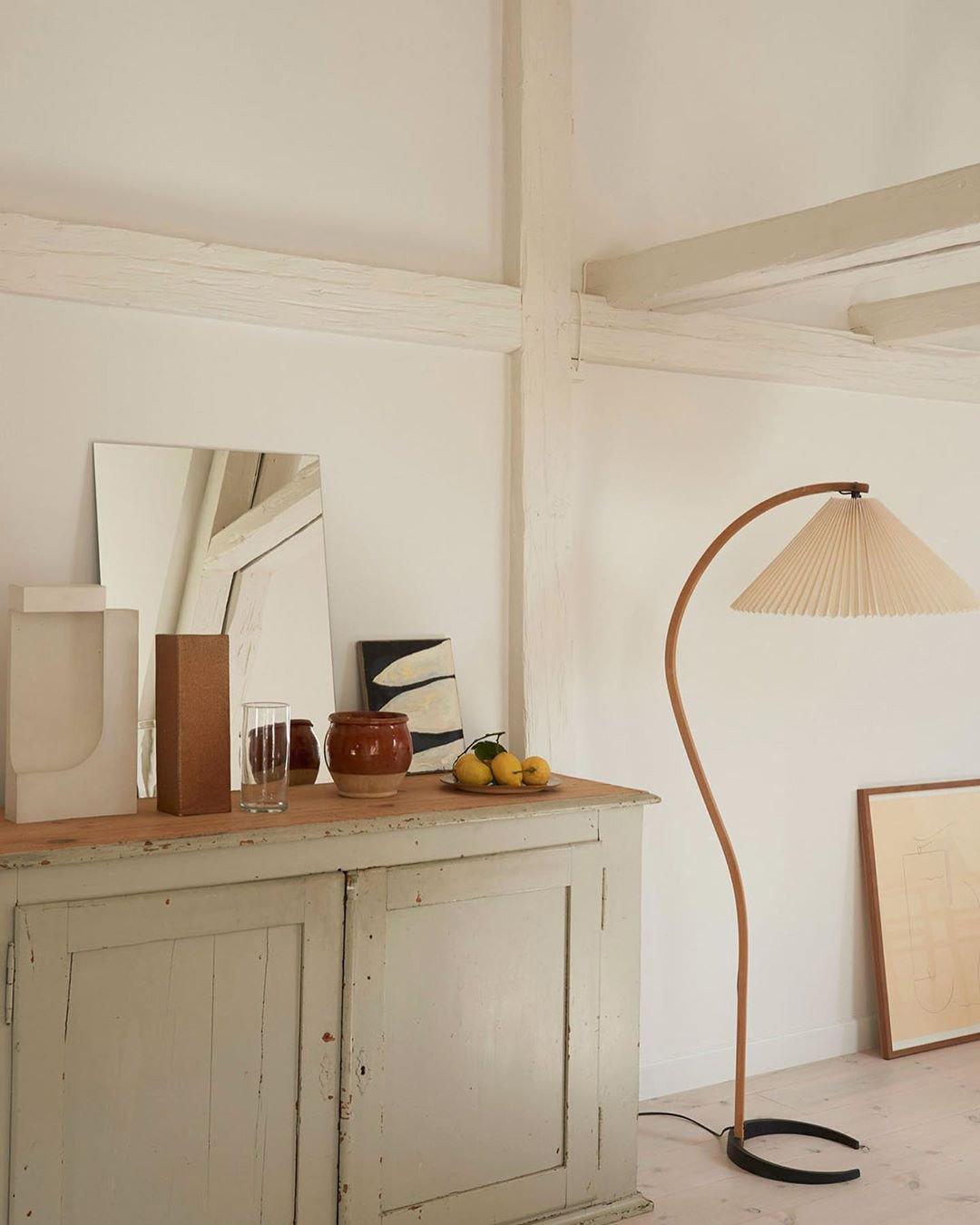 Vloerlamp Scandinavisch met Geplisseerde Kap en Boogvorm
