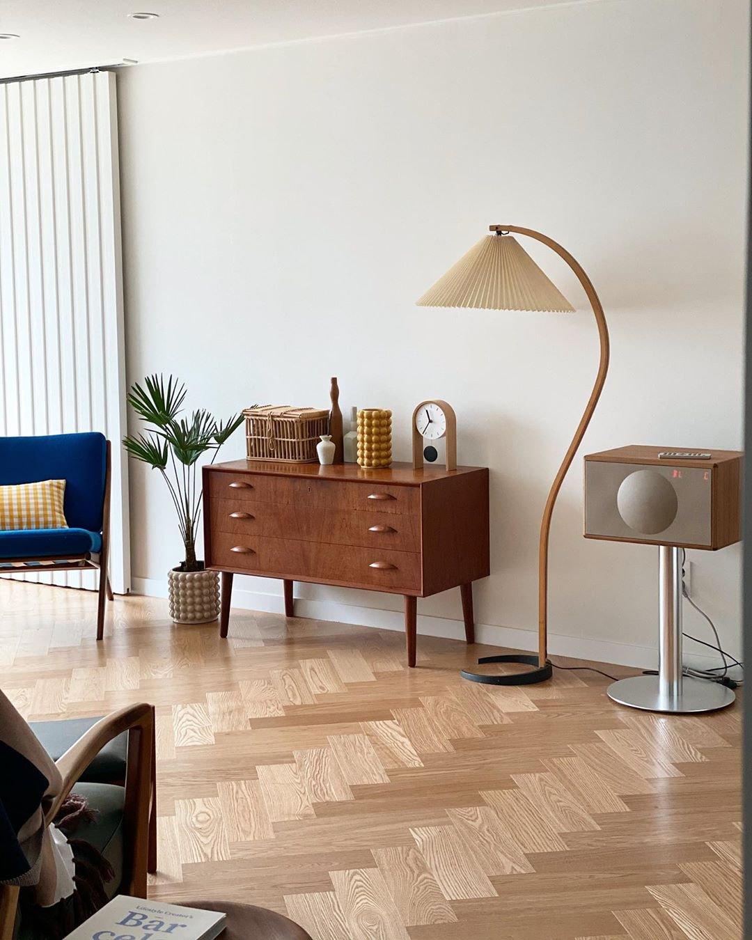 Vloerlamp Scandinavisch met Geplisseerde Kap en Boogvorm