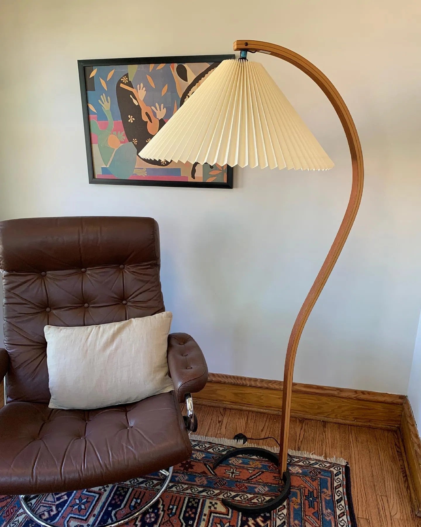 Vloerlamp Scandinavisch met Geplisseerde Kap en Boogvorm