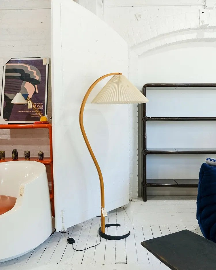 Vloerlamp Scandinavisch met Geplisseerde Kap en Boogvorm