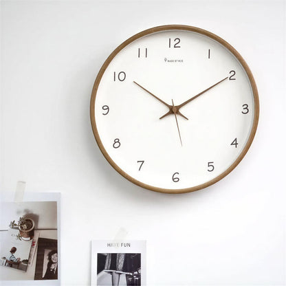 Wandklok Scandinavisch Minimalistisch met Houten Rand en Stil Uurwerk