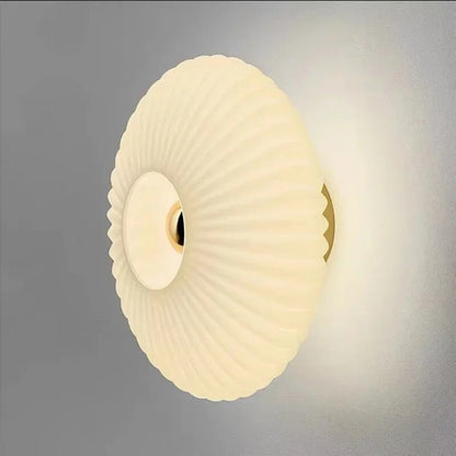 Wandlamp Art Deco met Geribbeld Glas en Stralend Lichtpatroon