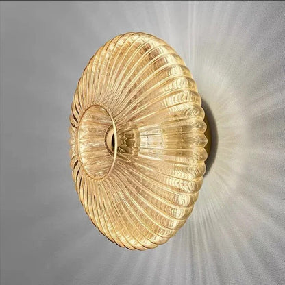Wandlamp Art Deco met Geribbeld Glas en Stralend Lichtpatroon