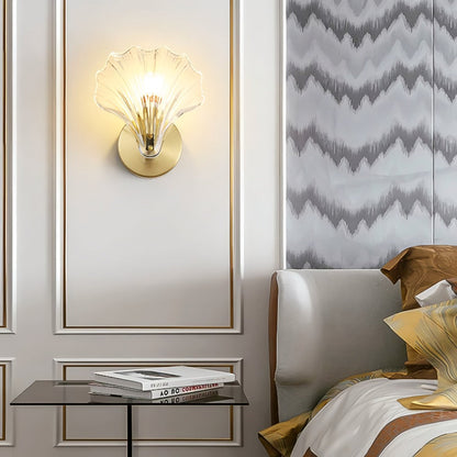 Wandlamp Art Deco met Schelp Glazen Kap en Messing Fitting