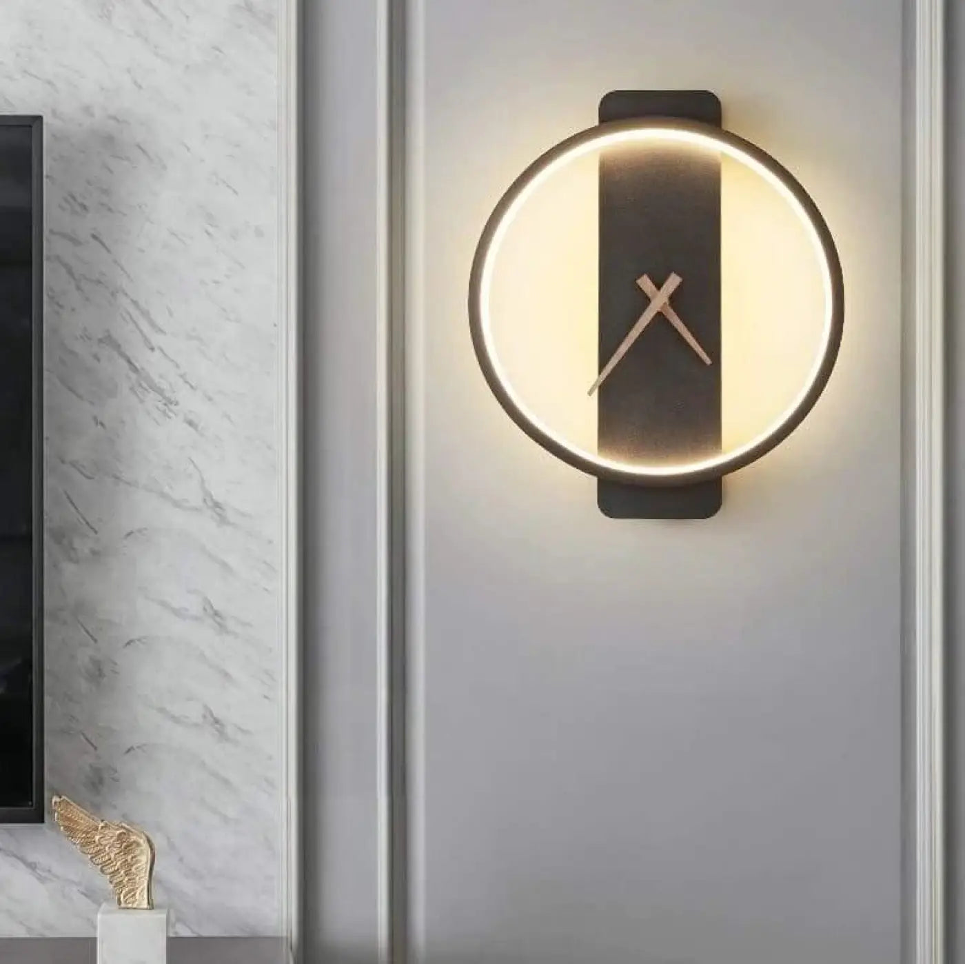 Wandlamp met Ingebouwd Klok Modern Design en LED Verlichting
