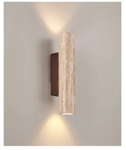 Wandlamp Minimalist met Cilindervorm en Travertine Steen voor Boven en Onder Lichteffect