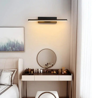Wandlamp Minimalist met Draaibare LED Lichtbalk in 3 Maten