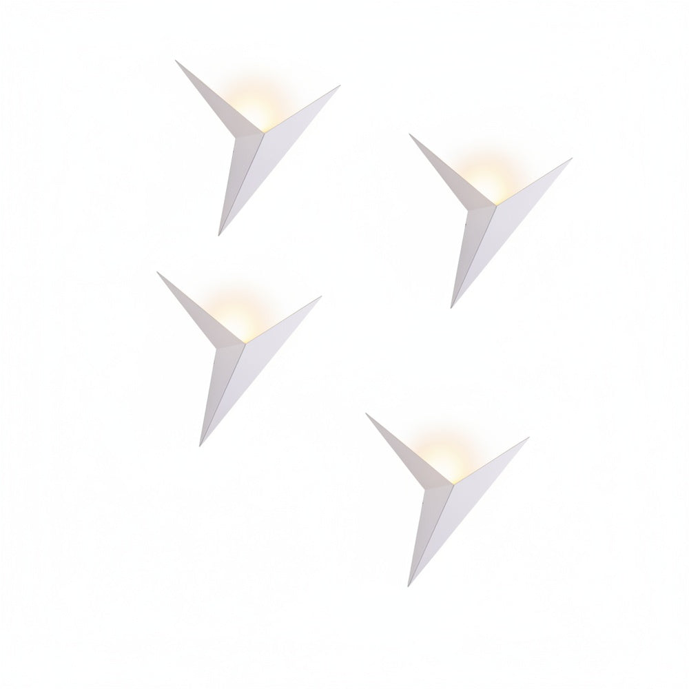 Wandlamp Minimalist met Driehoekig Design en Geïntegreerde LED