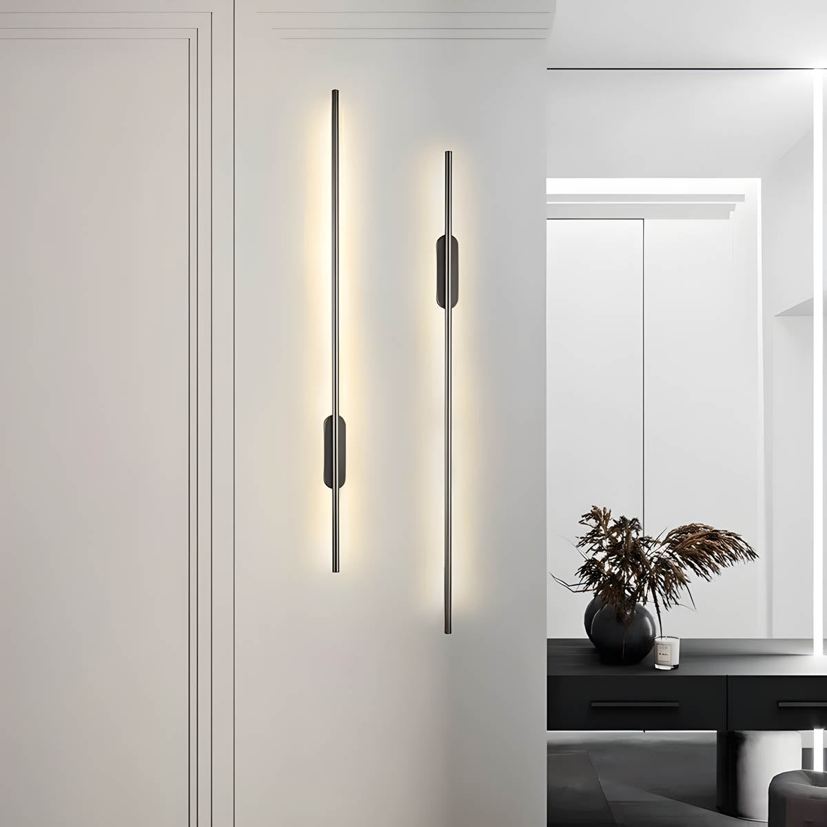 Wandlamp Minimalistisch met Lineaire LED Lichtbalk en Ronde Bevestiging