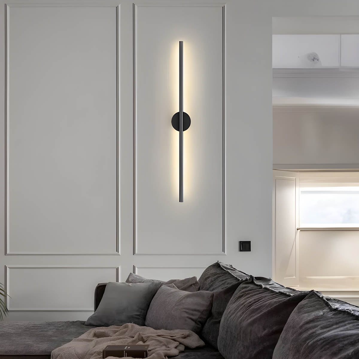 Wandlamp Minimalistisch met Lineaire LED Lichtbalk en Ronde Bevestiging