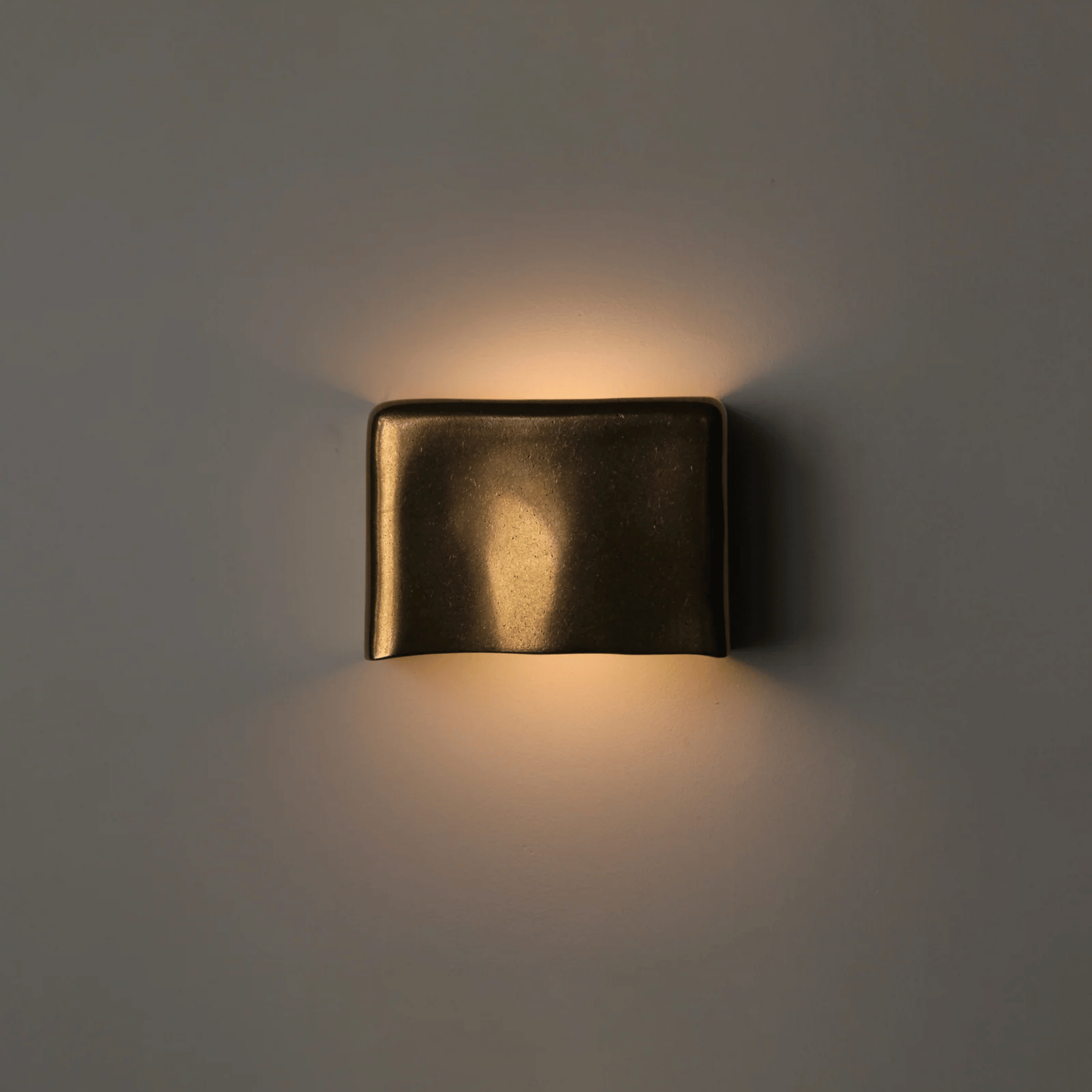 Wandlamp Minimalistisch met Omhoog en Omlaag Lichteffect voor Binnen en Buiten