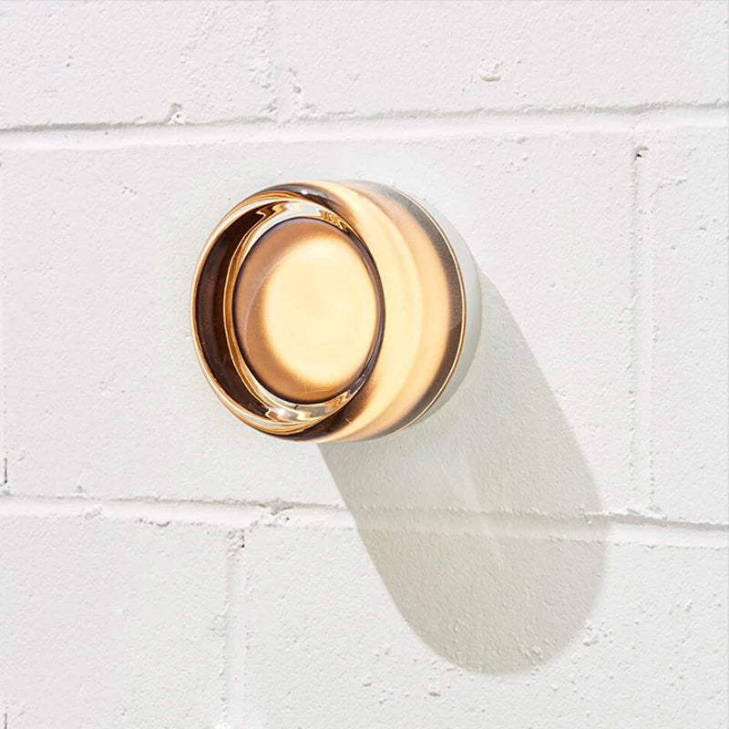 Wandlamp Minimalistisch met Rond Glazen Kap en Geïntegreerde LED