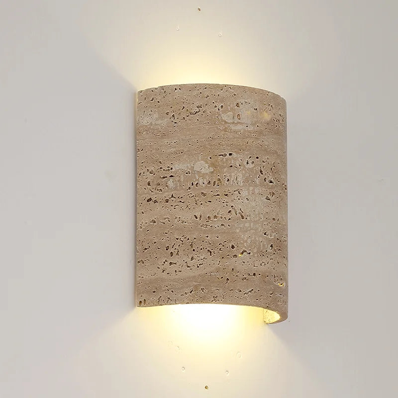 Wandlamp Minimalistisch met Travertine Kap en Up-Down Verlichting