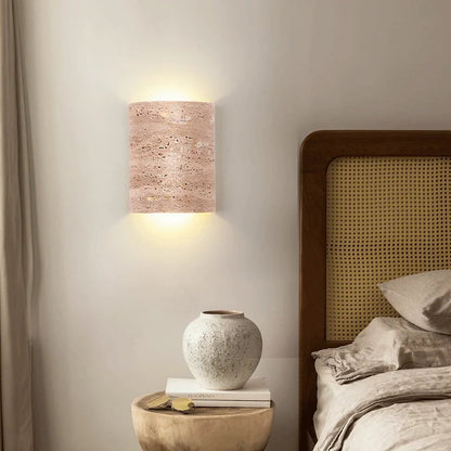 Wandlamp Minimalistisch met Travertine Kap en Up-Down Verlichting