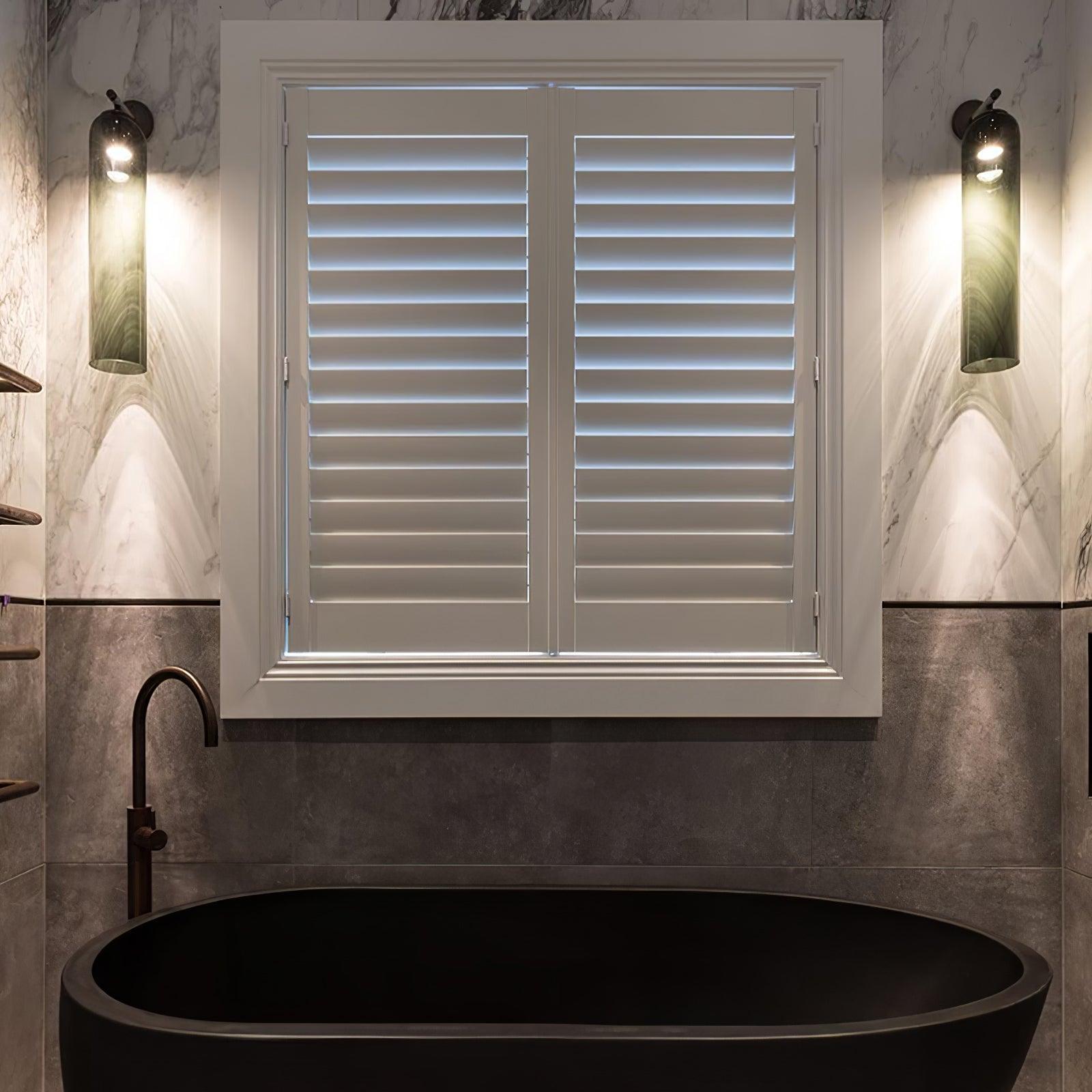 Wandlamp Modern met Cilindrisch Glazen Kap en GU10 Fitting
