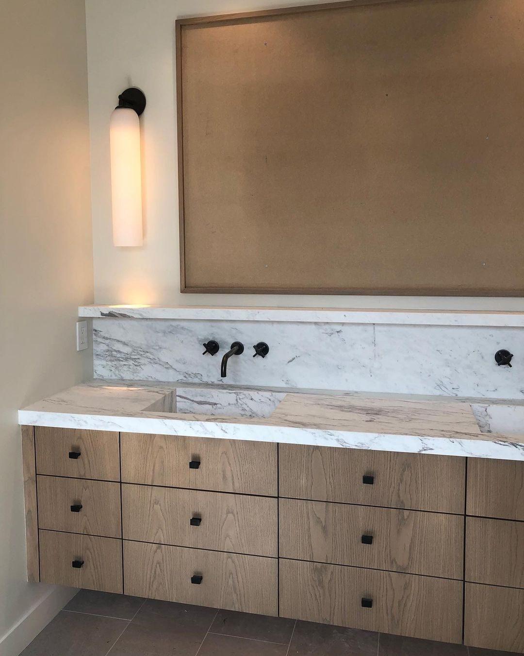 Wandlamp Modern met Cilindrisch Glazen Kap en GU10 Fitting