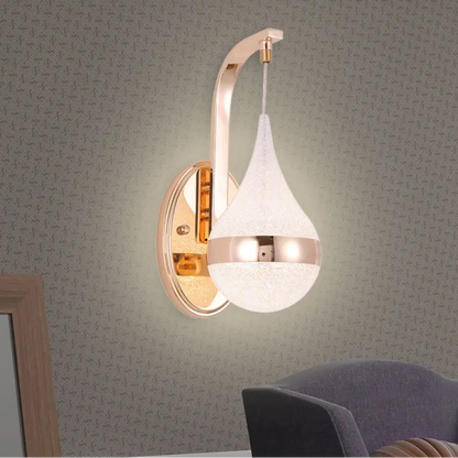 Wandlamp Modern met Druppelvormige Kap en Gouden Arm