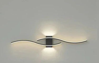 Wandlamp Modern met Golvend LED Design en Warm Licht
