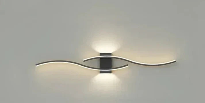 Wandlamp Modern met Golvend LED Design en Warm Licht