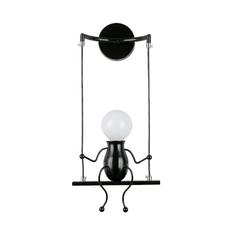 Wandlamp Modern met Schommelend Figuurtje en E27 Fitting