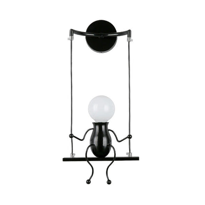 Wandlamp Modern met Schommelend Figuurtje en E27 Fitting