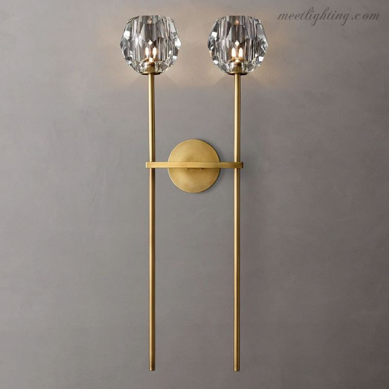 Wandlamp Modern met Twee Kristallen Bollen en Messing Armen ##POS:2##