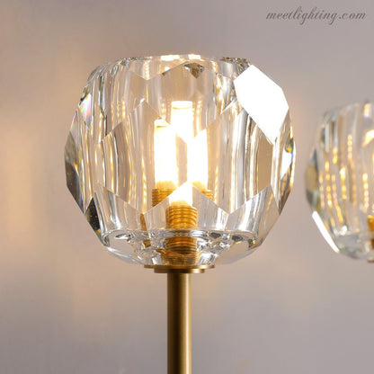 Wandlamp Modern met Twee Kristallen Bollen en Messing Armen