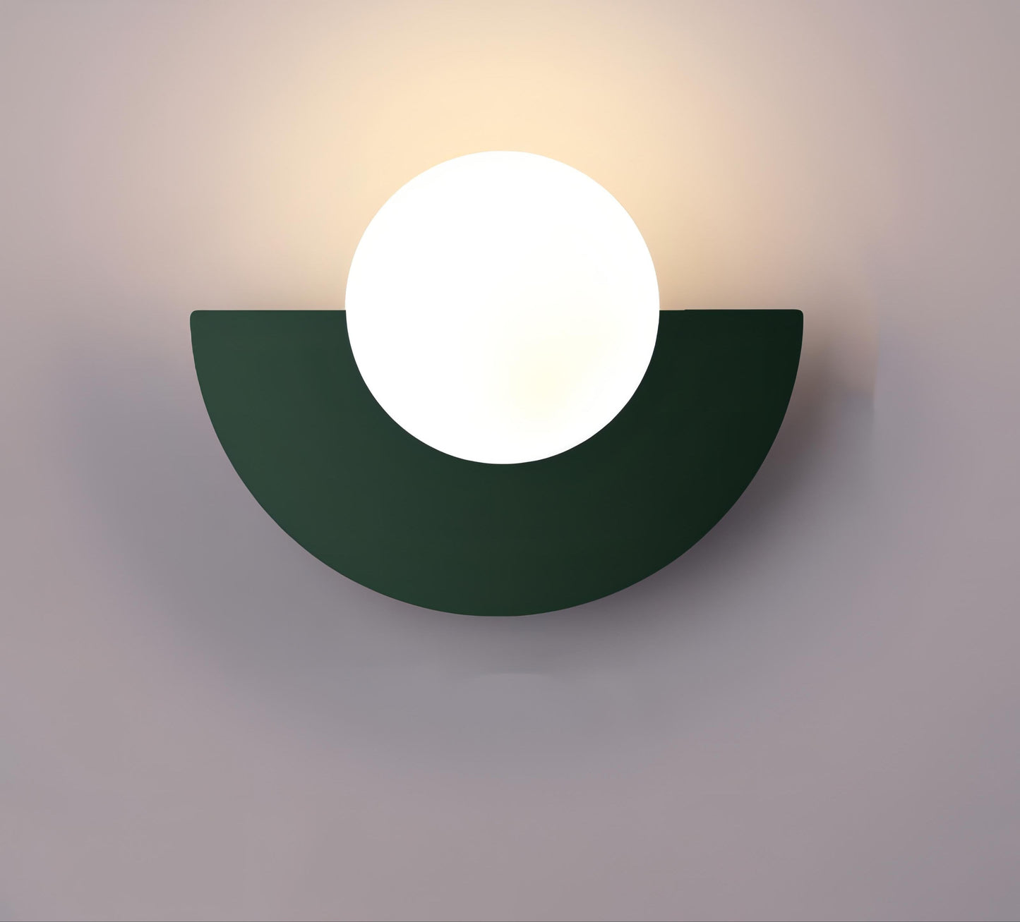 Wandlamp Retro met Halfronde Kap en Glazen Bol ##POS:10##