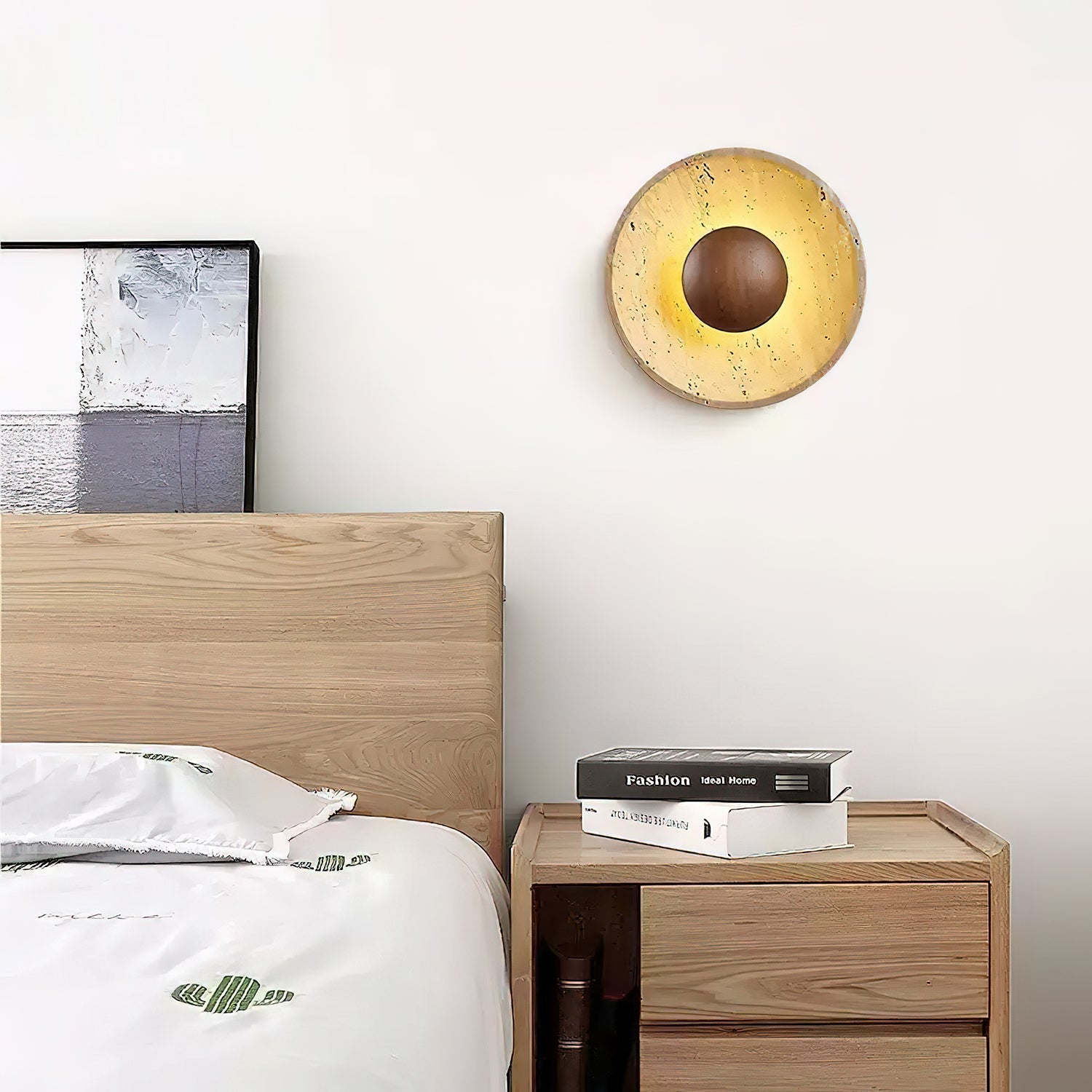 Wandlamp Rustiek met Ronde Travertine Kap en Houten Bol