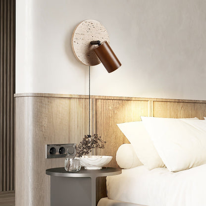 Wandlamp Scandinavisch met Draaibare Spot en Ronde Travertijn Achterplaat
