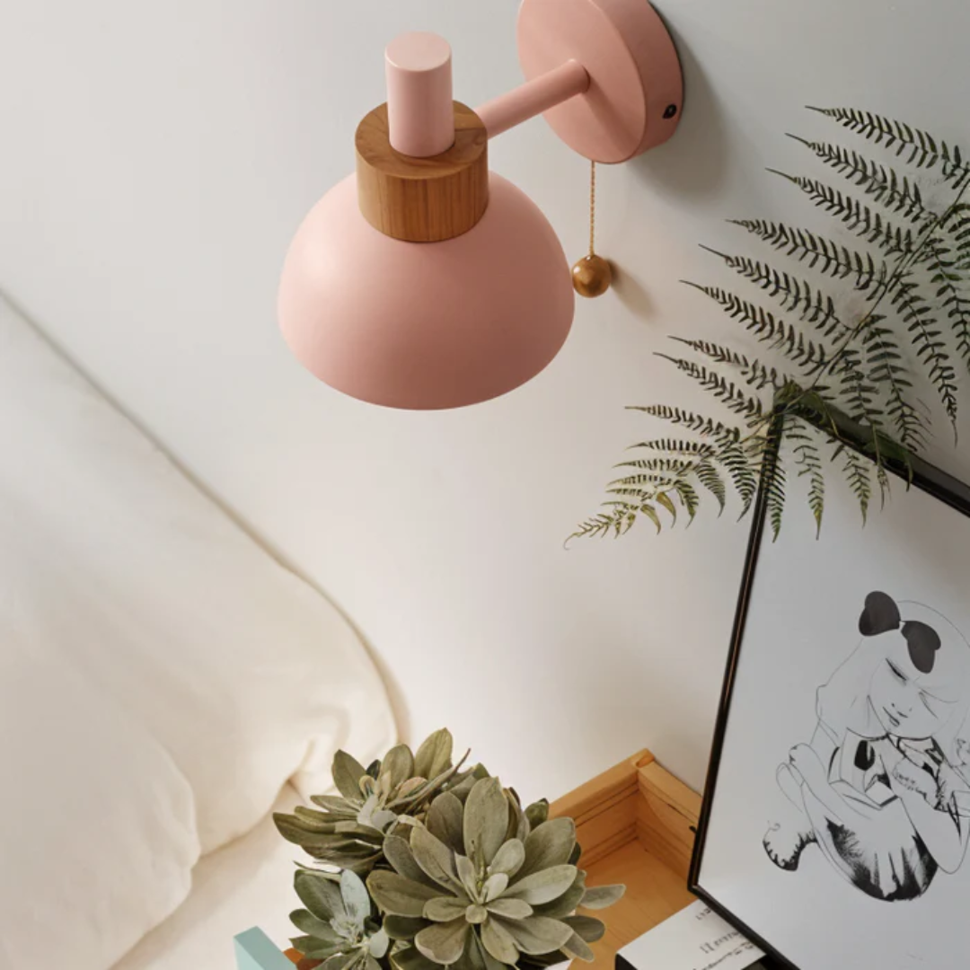 Wandlamp Scandinavisch met Koordschakelaar en Houten Detail