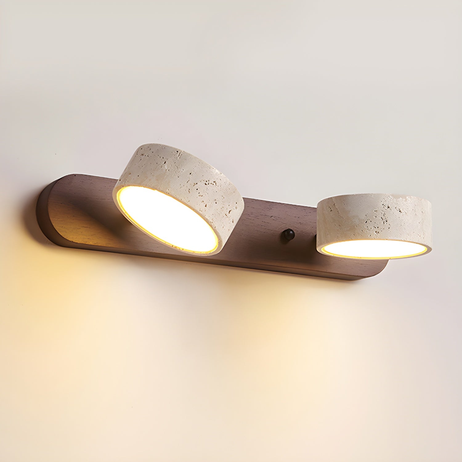 Wandlamp Scandinavisch met Natuursteen Kappen en Houten Rail